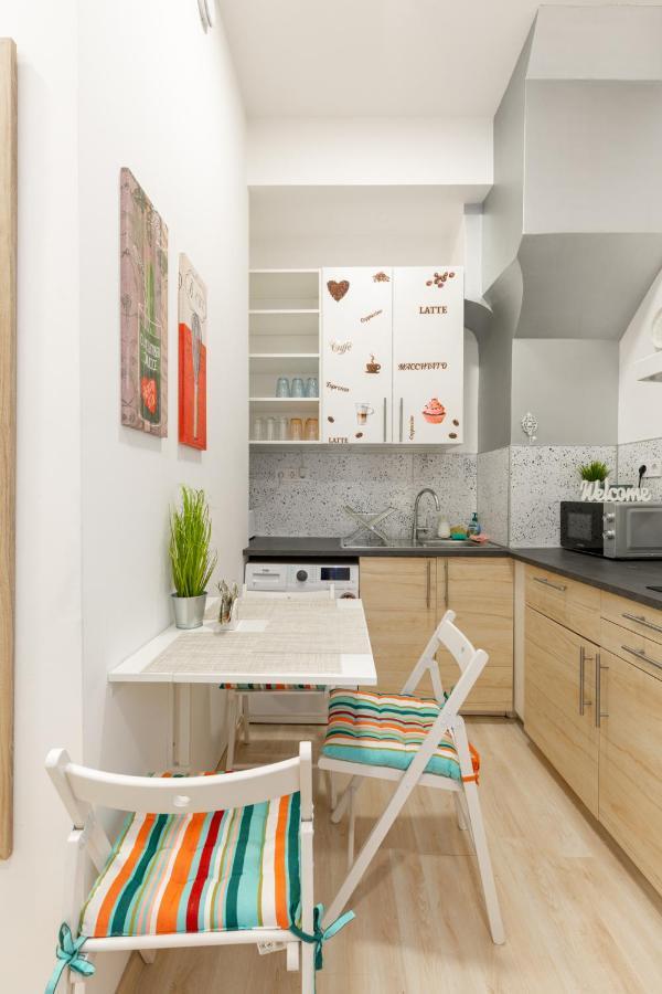 Apartment Colourful Βουδαπέστη Εξωτερικό φωτογραφία