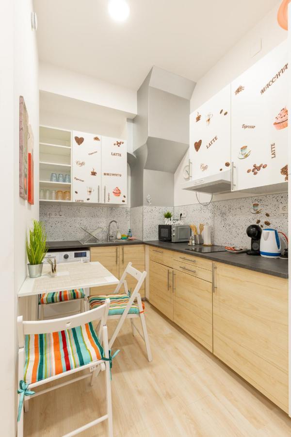 Apartment Colourful Βουδαπέστη Εξωτερικό φωτογραφία